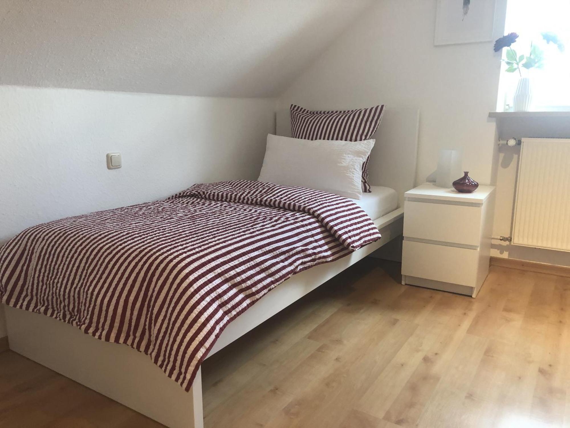 Wohnung Am Kreuzberg Fuer 2 Personen Medlingen Quarto foto
